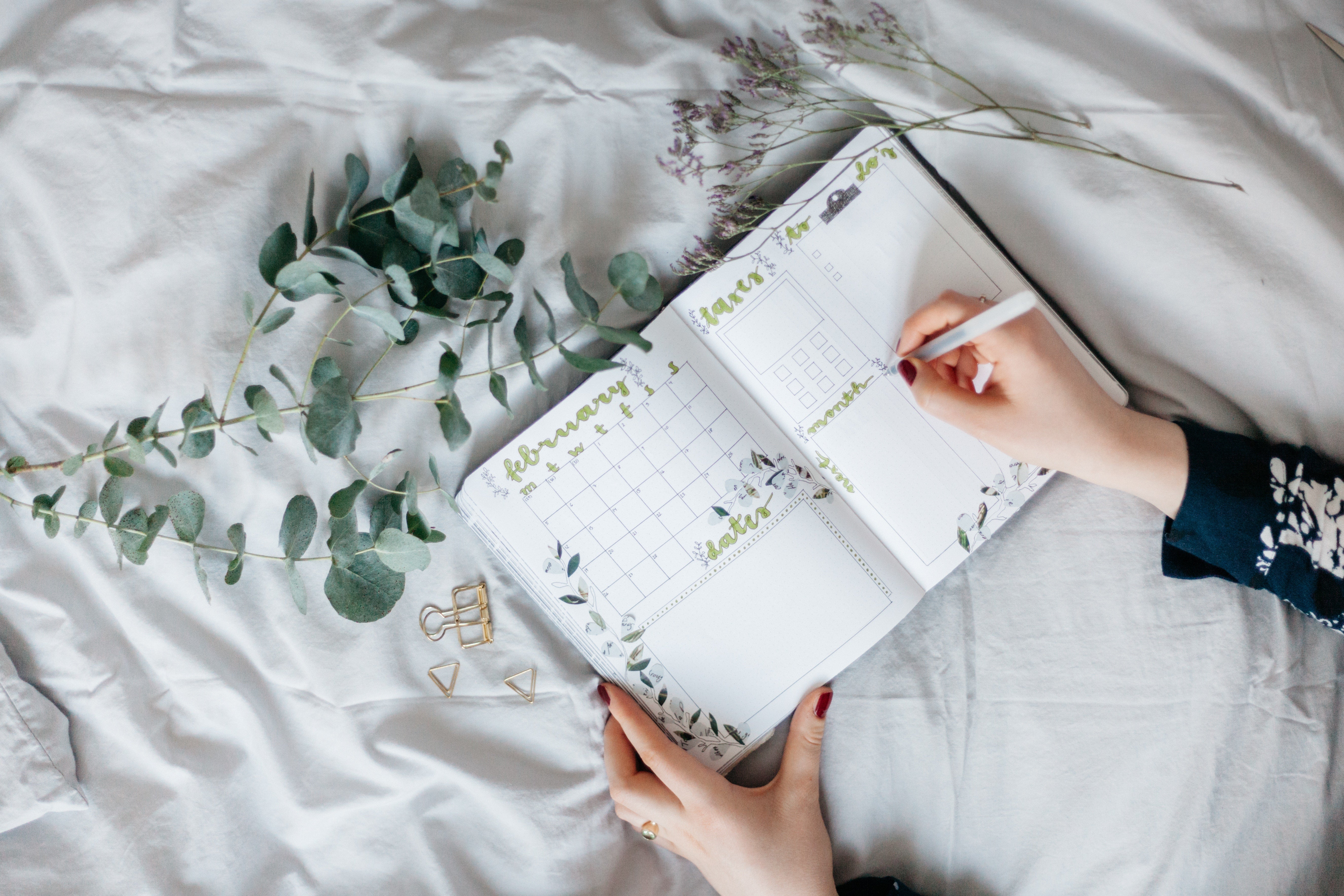 5 Benefits of Keeping a Diary or Journaling for Adults – MELLOW DAYS